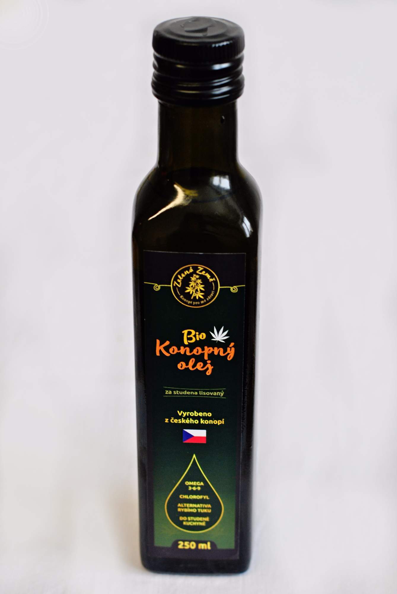 061 Konopný olej ČR 250 ml. Bio